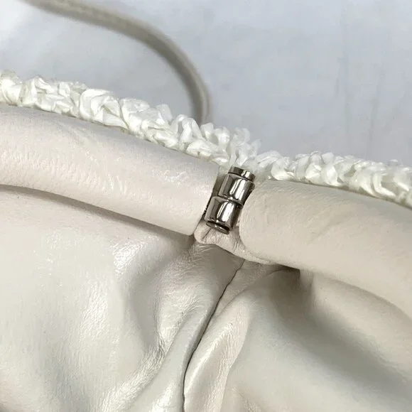 BOTTEGA VENETA White Shoulder Bag - Picture 15 of 16